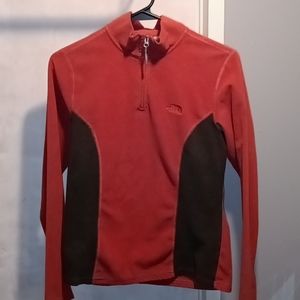 The North Face Pull Over